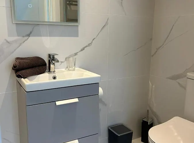 At Mcternans Pensión